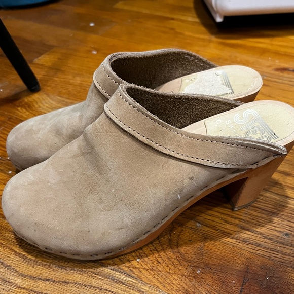 Size 36 taupe suede Sven Swedish Clogs - Picture 1 of 6